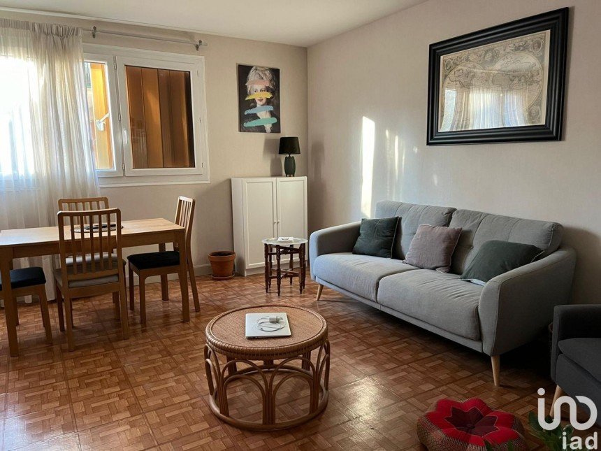 Apartment 2 rooms of 52 m² in Savigny-sur-Orge (91600)