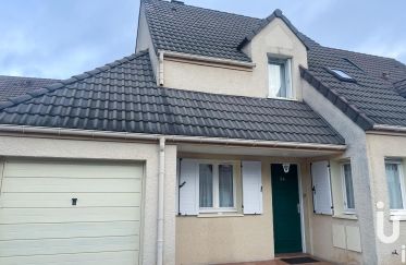 Traditional house 6 rooms of 115 m² in Saint-Fargeau-Ponthierry (77310)