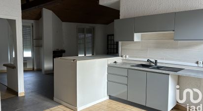 Maison 5 pièces de 119 m² à LA CHAPELLE-BASSE-MER (44450)