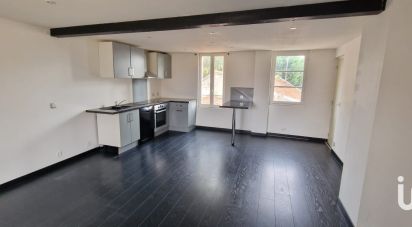 House 2 rooms of 52 m² in Jouy-le-Châtel (77970)