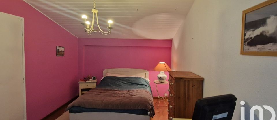 House 4 rooms of 84 m² in La Trinité (06340)