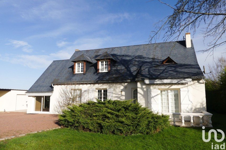 Maison 8 pièces de 163 m² à Saumur (49400)
