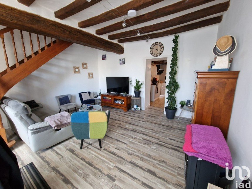 House 4 rooms of 70 m² in Ingrandes-Le Fresne sur Loire (49123)