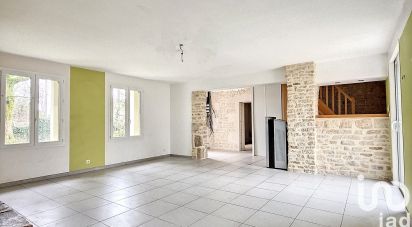 Maison 7 pièces de 180 m² à Périgné (79170)