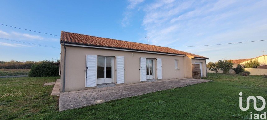 Maison 5 pièces de 125 m² à Saint-Généroux (79600)