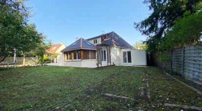 House 7 rooms of 224 m² in Longpont-sur-Orge (91310)