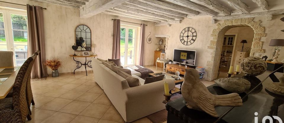 House 7 rooms of 145 m² in Fontenay-lès-Briis (91640)