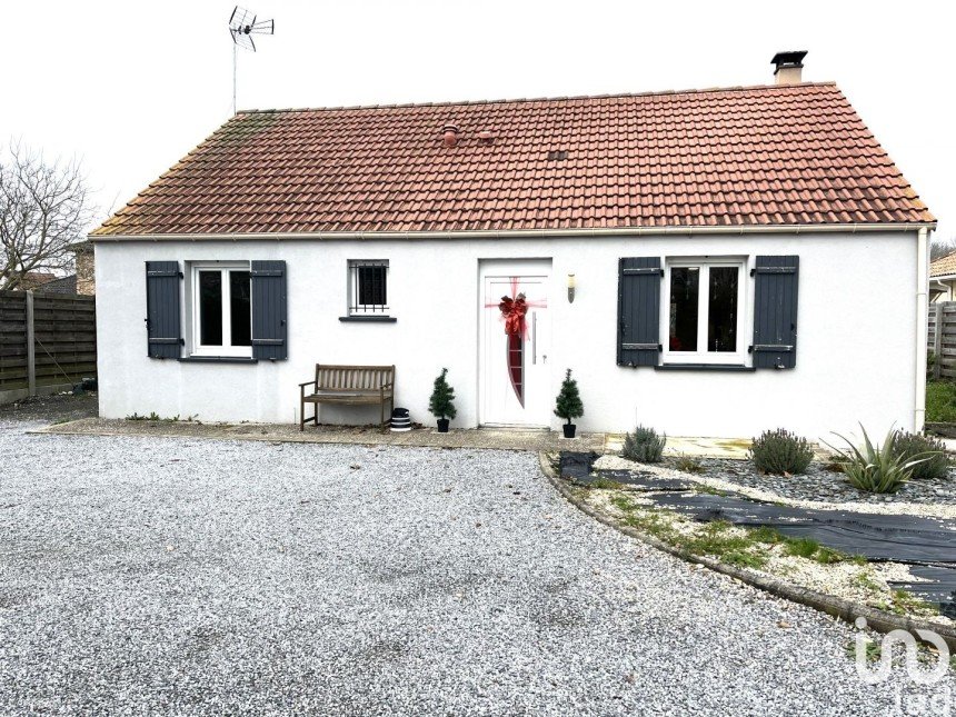 House 4 rooms of 85 m² in Douchy-les-Mines (59282)