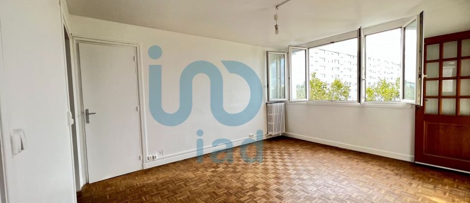 Apartment 3 rooms of 55 m² in Bagneux (92220)