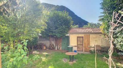 Building in Digne-les-Bains (04000) of 257 m²