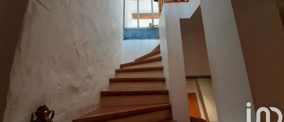 House 9 rooms of 210 m² in Collioure (66190)