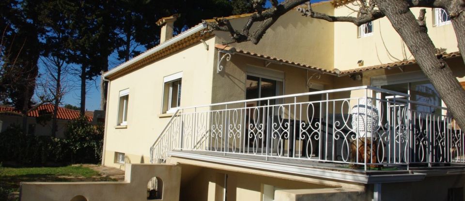 House 4 rooms of 140 m² in Mèze (34140)