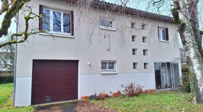House 5 rooms of 133 m² in Arpajon-sur-Cère (15130)