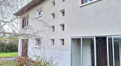 House 5 rooms of 133 m² in Arpajon-sur-Cère (15130)