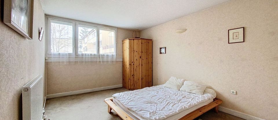 Appartement 4 pièces de 84 m² à Massy (91300)
