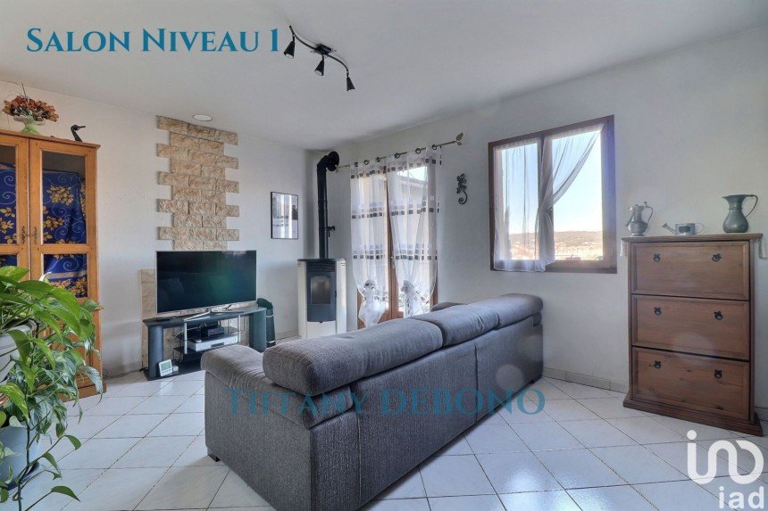 House 4 rooms of 158 m² in Marseille (13011)