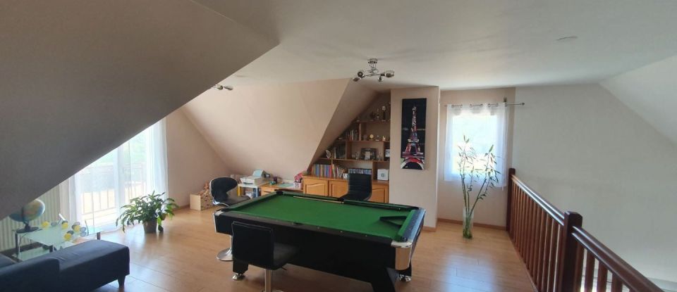 House 5 rooms of 172 m² in Bourg-Achard (27310)
