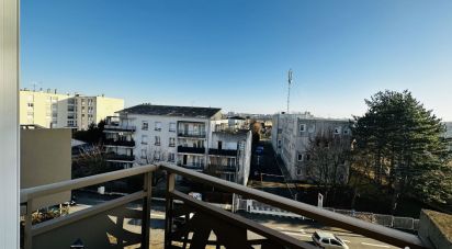 Apartment 3 rooms of 57 m² in Chartres (28000)