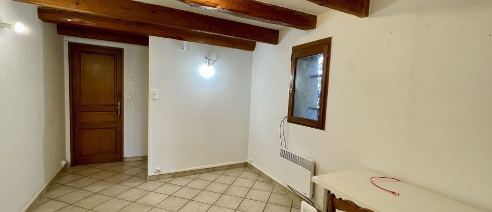 Maison 5 pièces de 105 m² à Cheval-Blanc (84460)