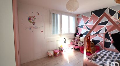 Apartment 3 rooms of 66 m² in Beynes (78650)