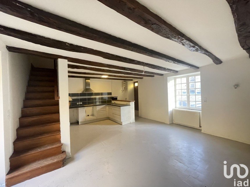 Maison 2 pièces de 60 m² à Montmorillon (86500)