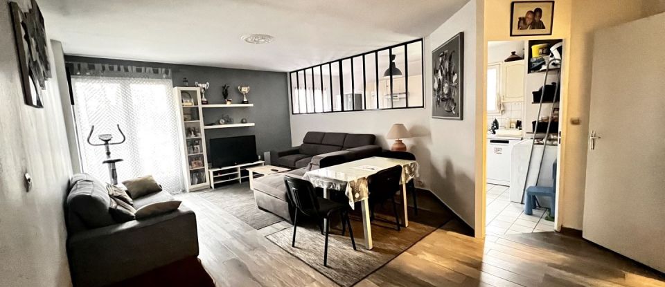 Appartement 4 pièces de 81 m² à Corbeil-Essonnes (91100)
