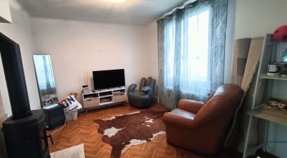 House 4 rooms of 80 m² in Vichy (03200)