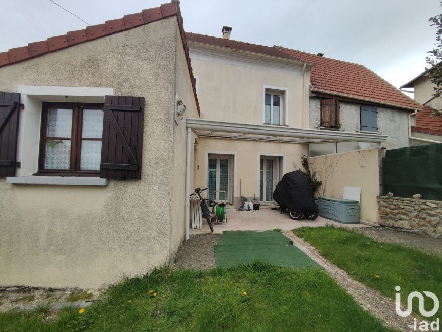 House 4 rooms of 83 m² in Vendrest (77440)