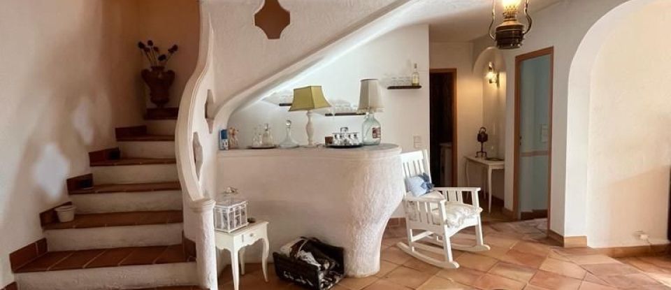 House 5 rooms of 190 m² in La Roquette-sur-Var (06670)
