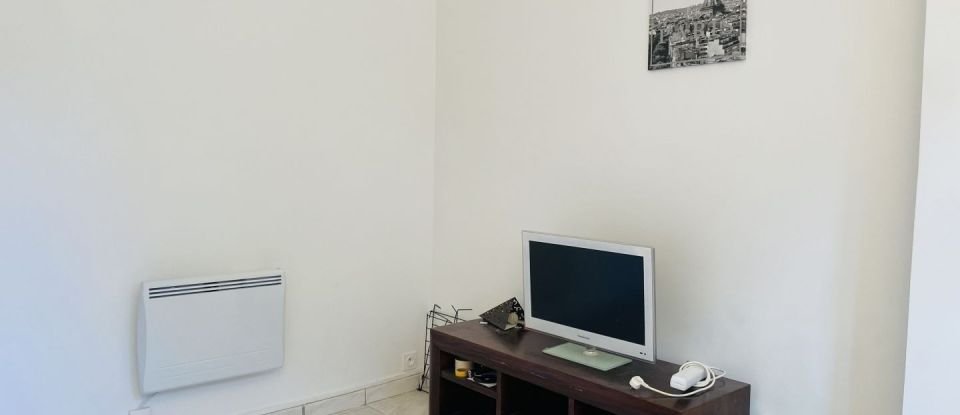 Apartment 1 room of 16 m² in Alfortville (94140)