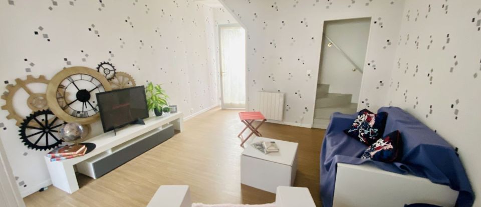 Town house 3 rooms of 56 m² in Le Petit-Quevilly (76140)