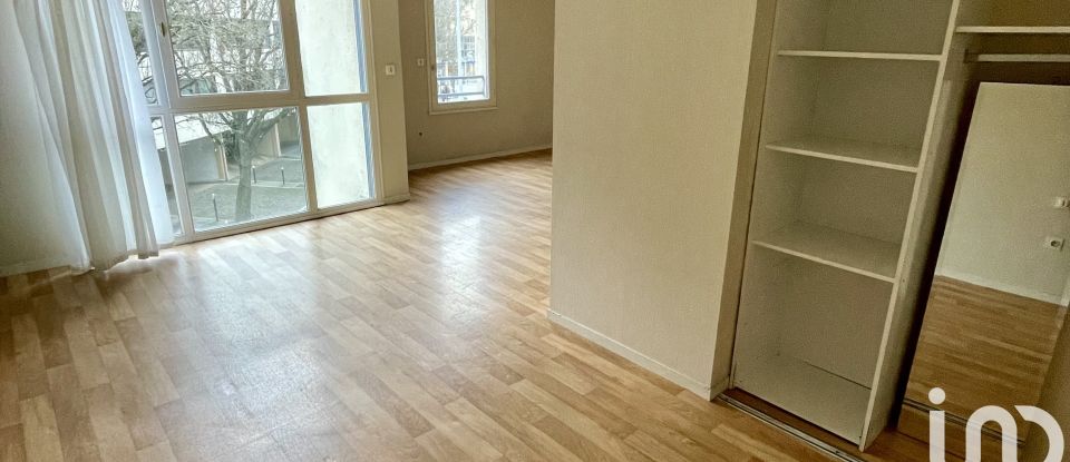 Apartment 1 room of 36 m² in Rennes (35000)