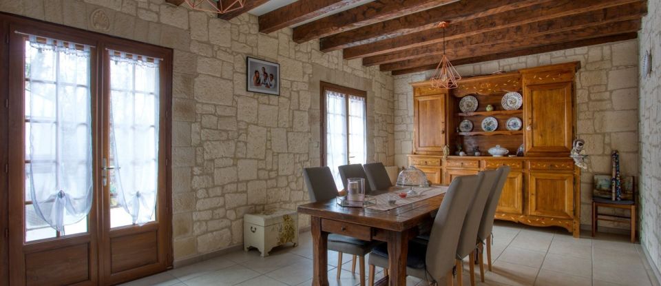 House 7 rooms of 303 m² in Sarlat-la-Canéda (24200)