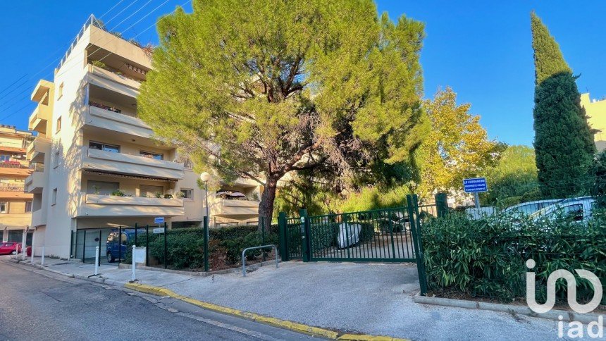 Apartment 4 rooms of 72 m² in Toulon (83200)