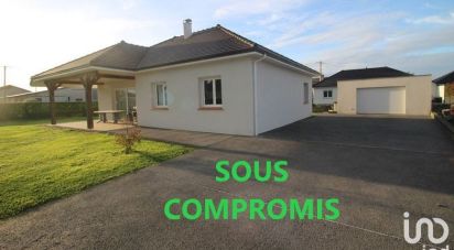 House 4 rooms of 100 m² in Angaïs (64510)