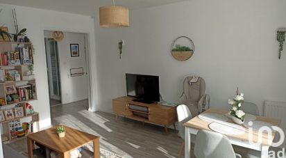 Apartment 3 rooms of 62 m² in La Rochelle (17000)