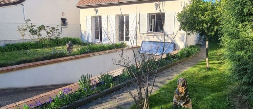 House 5 rooms of 130 m² in Goussainville (95190)