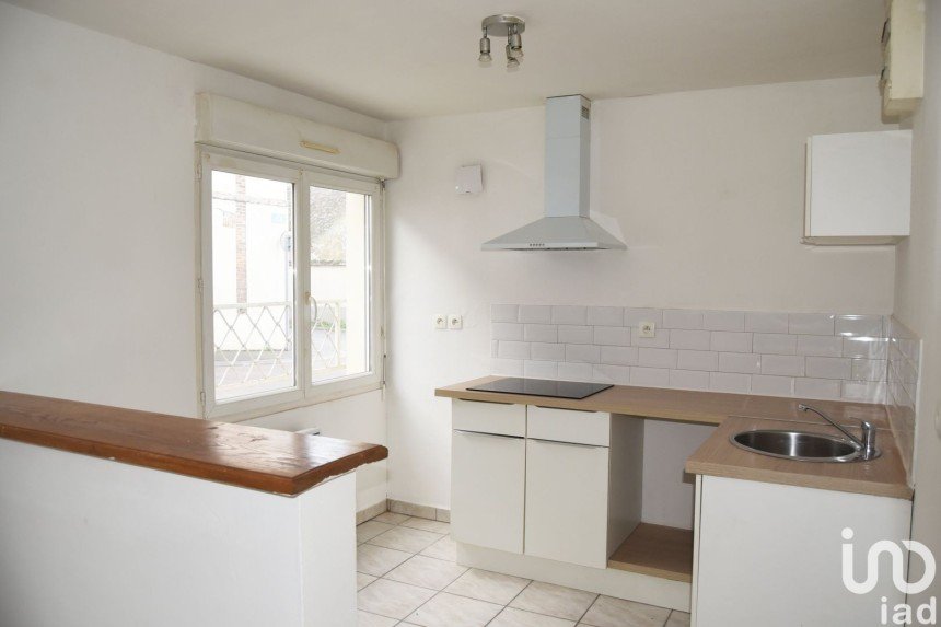 Appartement 1 pièce de 38 m² à Pont-sur-Yonne (89140)