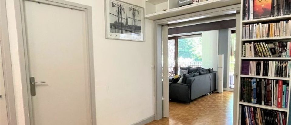 Apartment 3 rooms of 74 m² in Ville-d'Avray (92410)