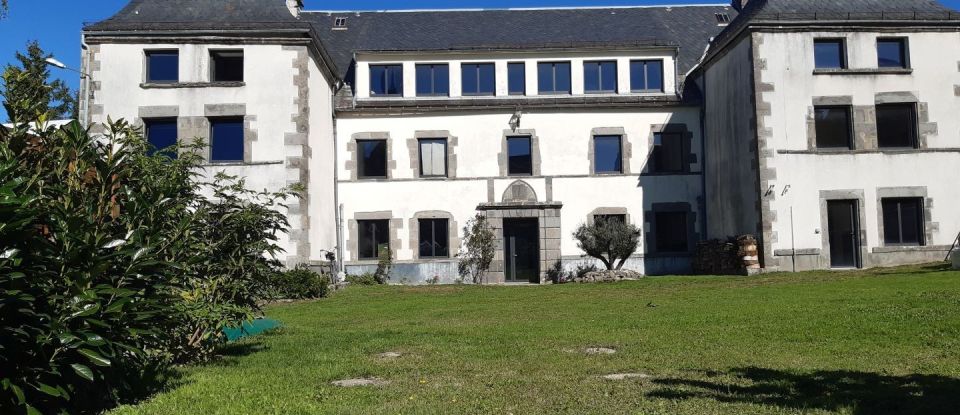 House 15 rooms of 661 m² in La Tour-d'Auvergne (63680)