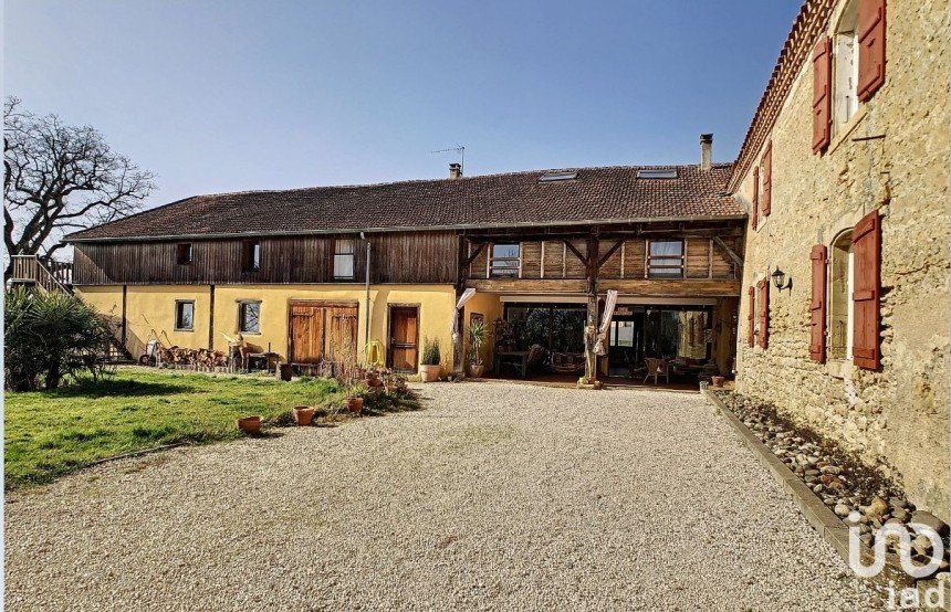 House 25 rooms of 771 m² in Sainte-Dode (32170)