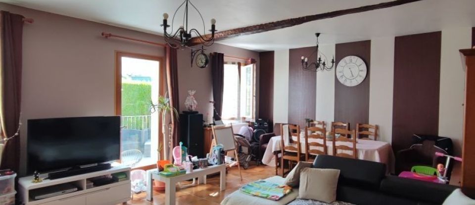 House 3 rooms of 117 m² in Breteuil (60120)