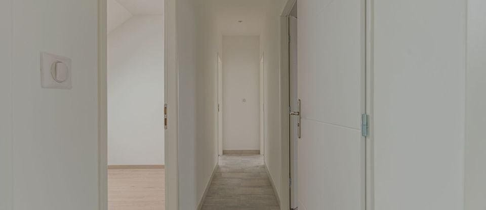 Appartement 5 pièces de 89 m² à Viviers-du-Lac (73420)