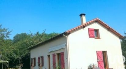 House 4 rooms of 80 m² in Mirande (32300)