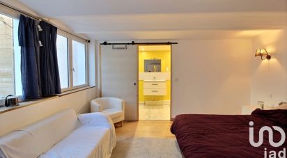 Apartment 3 rooms of 55 m² in Marseille (13007)