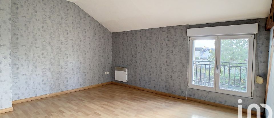 House 5 rooms of 110 m² in Connantre (51230)