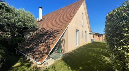 House 7 rooms of 140 m² in Saint-Jammes (64160)