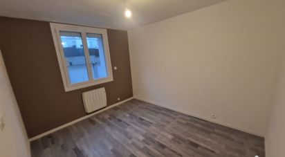Apartment 3 rooms of 57 m² in Brest (29200)