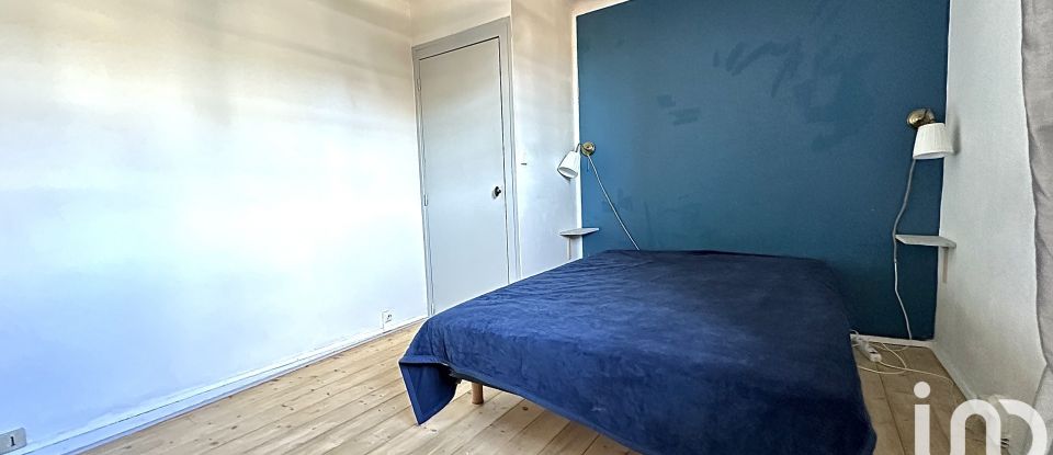 Apartment 4 rooms of 81 m² in Pau (64000)