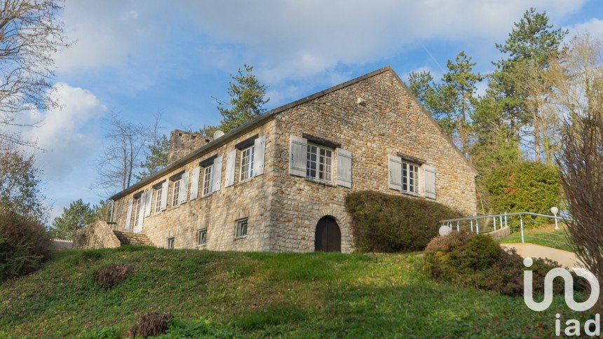 Country house 6 rooms of 143 m² in Villette (78930)